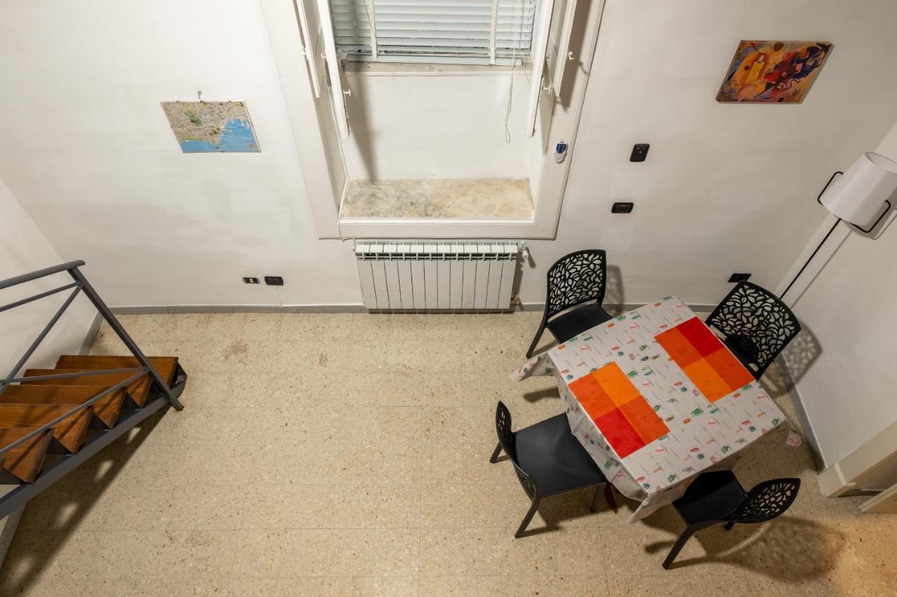 Il Regno Delle Due Sicilie E Il Regno Di Napoli Apartment Luaran gambar